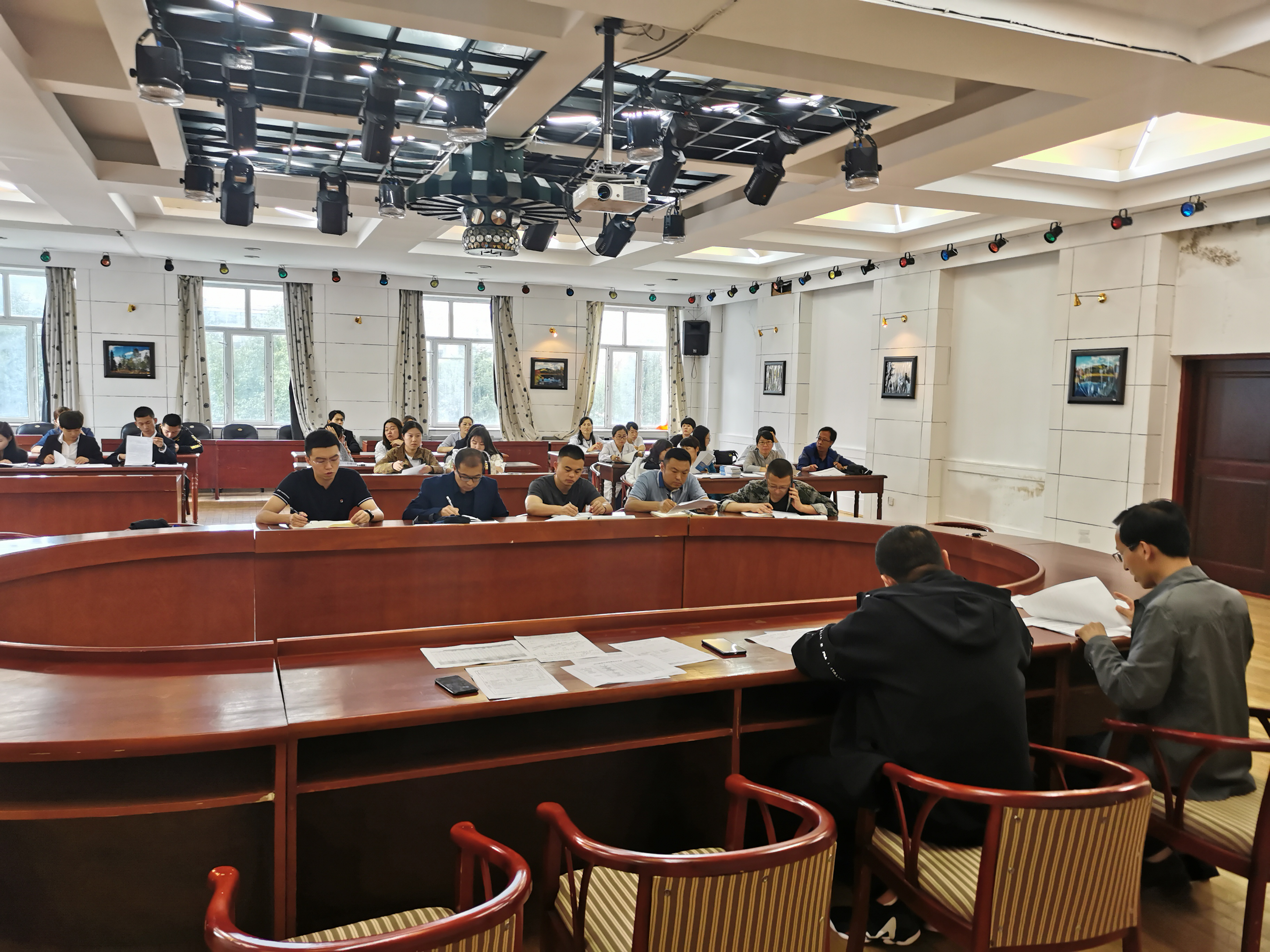 伊春職業(yè)學(xué)院學(xué)生資助管理中心召開2019年秋季學(xué)期推進學(xué)生資助工作大會 伊春職業(yè)學(xué)院學(xué)生資助管理中心召開2019年秋季學(xué)期推進學(xué)生資助工作大會