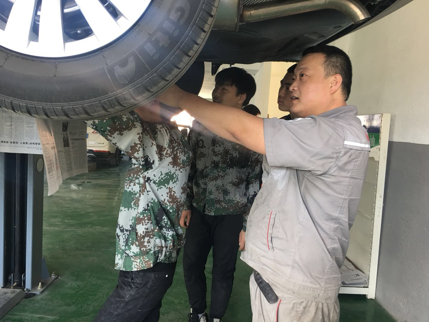 新學(xué)期_新征程---半工半讀學(xué)徒制的繼續(xù)深入