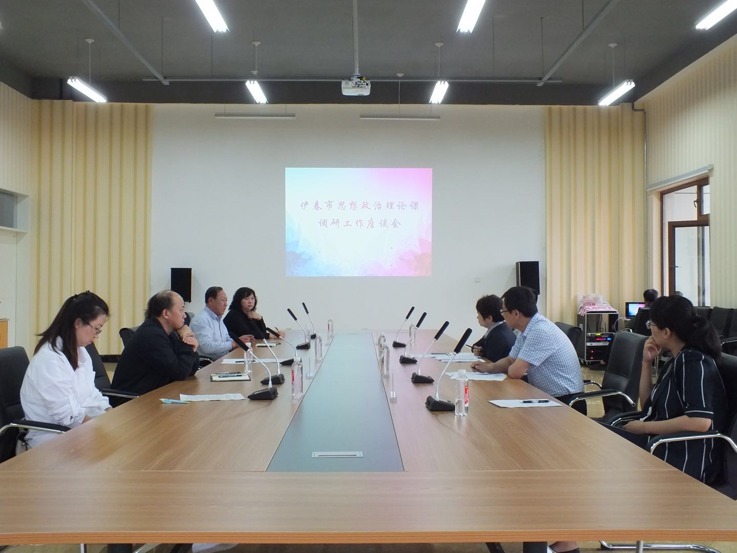 市委宣傳部部長(zhǎng)劉天云赴我校開展調(diào)研 市委宣傳部部長(zhǎng)劉天云赴我校開展調(diào)研